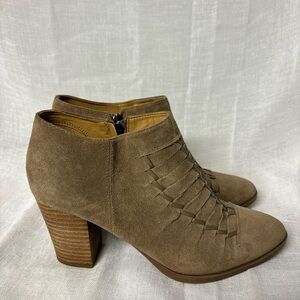 Franco Sarlo SZ 10M "DESTINY" stitched Taupe ankle boots stacked block heel